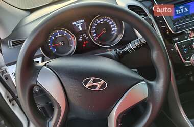 Хэтчбек Hyundai i30 2014 в 