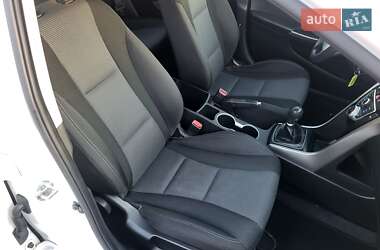 Хэтчбек Hyundai i30 2014 в 