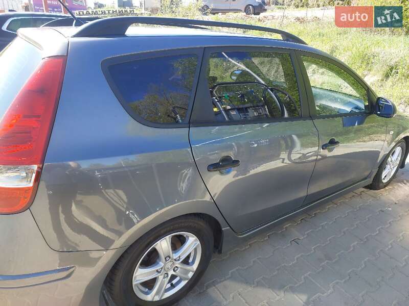 Универсал Hyundai i30 2010 в Львове фото 5 Универсал Hyundai i30 2010 в Львове