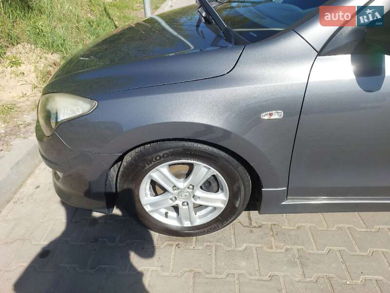Универсал Hyundai i30 2010 в Львове фото 12 Универсал Hyundai i30 2010 в Львове
