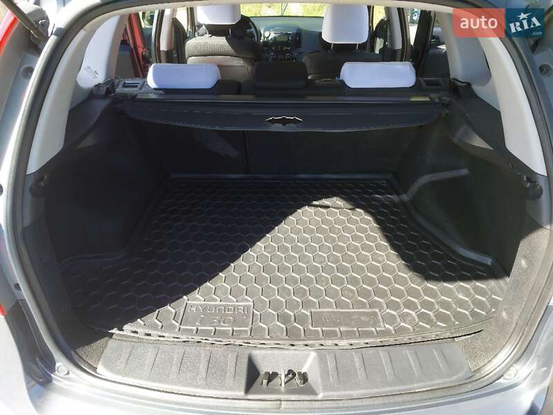 Универсал Hyundai i30 2010 в Львове фото 29 Универсал Hyundai i30 2010 в Львове