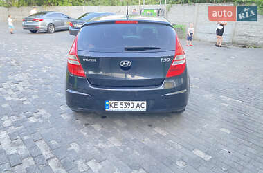 Хэтчбек Hyundai i30 2007 в 