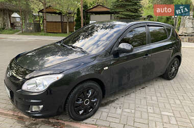 Хэтчбек Hyundai i30 2007 в 
