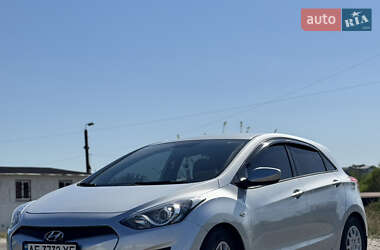Хетчбек Hyundai i30 2012 в 