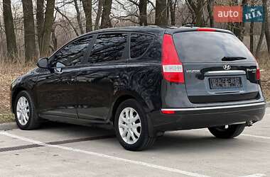 Универсал Hyundai i30 2009 в 