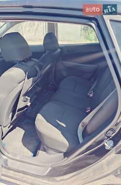 Хэтчбек Hyundai i30 2011 в 