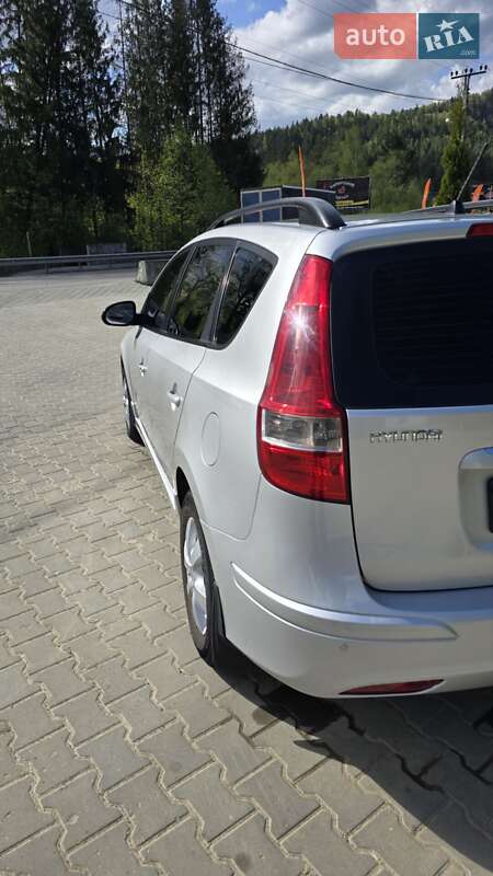 Універсал Hyundai i30 2012 в Яремчі