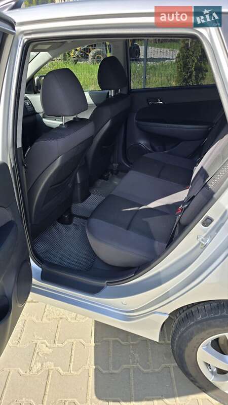 Універсал Hyundai i30 2012 в Яремчі