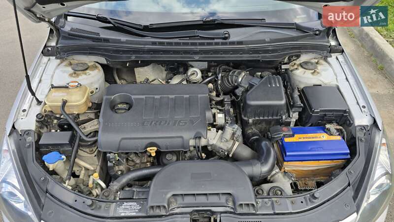 Універсал Hyundai i30 2012 в Яремчі