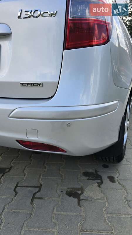 Універсал Hyundai i30 2012 в Яремчі