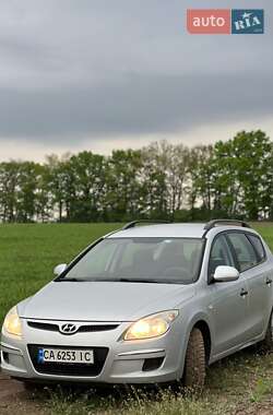 Универсал Hyundai i30 2008 в Корсуне-Шевченковском