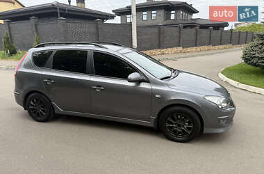 Універсал Hyundai i30 2011 в 