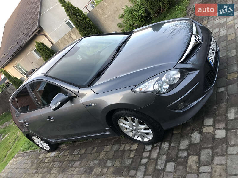 Hyundai i30 2011