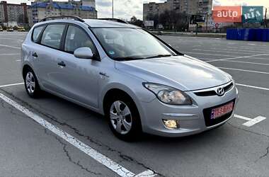 Универсал Hyundai i30 2010 в 