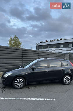 Універсал Hyundai i30 2009 в 