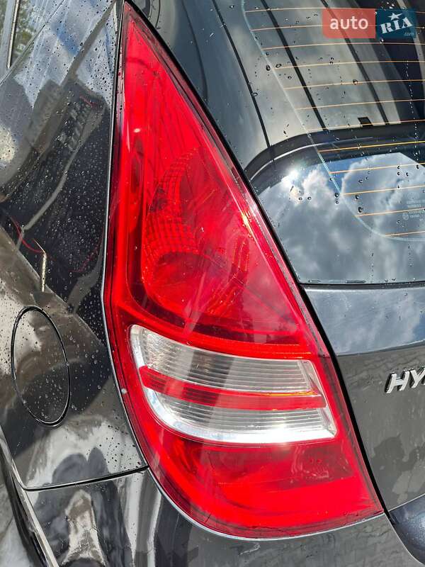 Хетчбек Hyundai i30 2010 в Маньківці