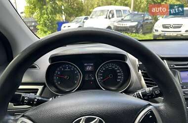 Хэтчбек Hyundai i30 2012 в 