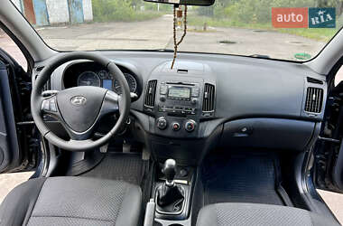 Универсал Hyundai i30 2010 в 