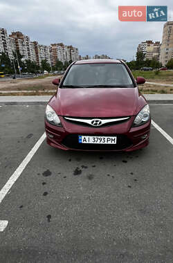 Хэтчбек Hyundai i30 2011 в Киеве