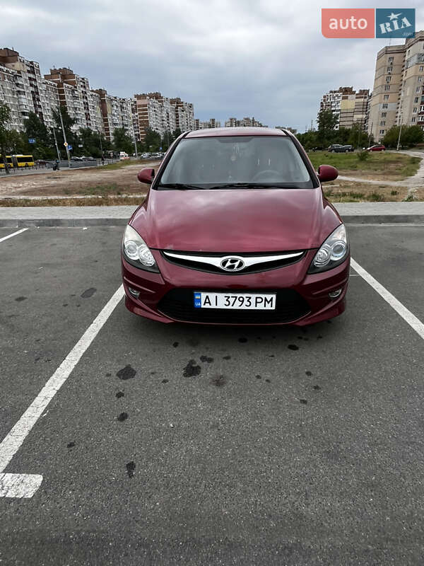 Hyundai i30 2011