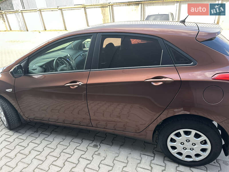 Хетчбек Hyundai i30 2013 в Хмельницькому