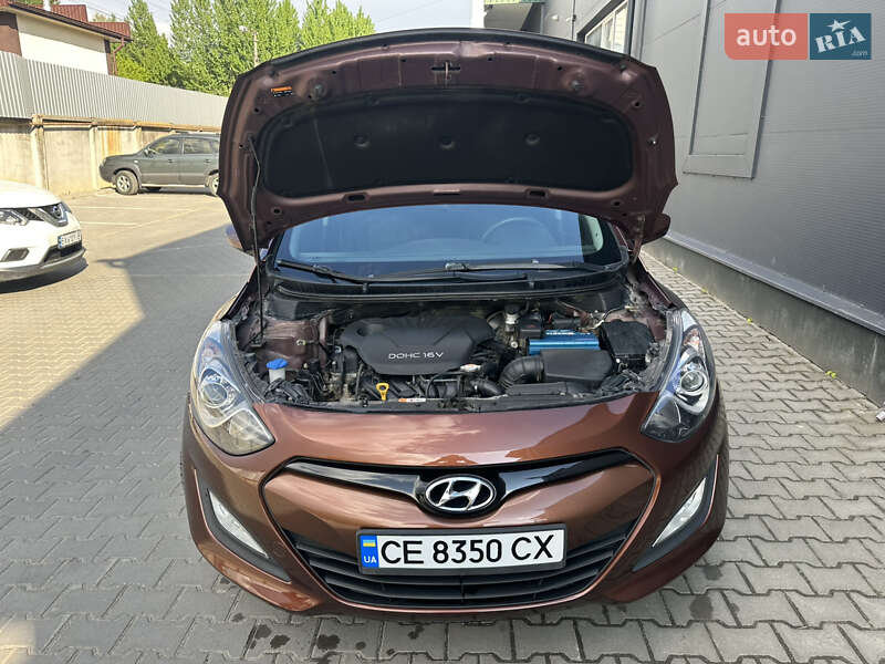 Хетчбек Hyundai i30 2013 в Хмельницькому