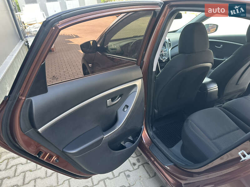Хетчбек Hyundai i30 2013 в Хмельницькому