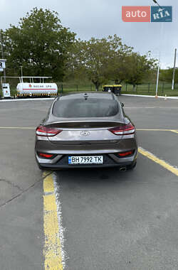 Хетчбек Hyundai i30 2022 в 