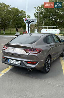 Хетчбек Hyundai i30 2022 в 