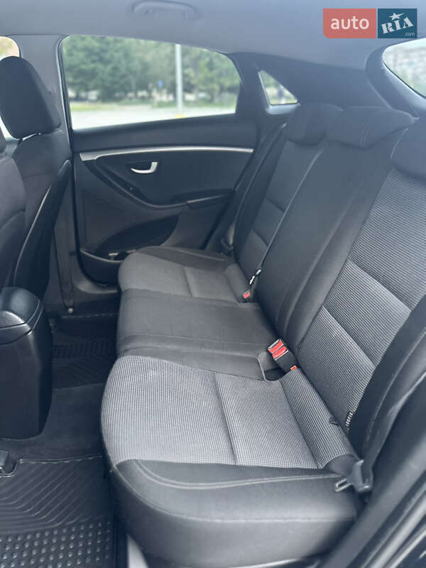 Хетчбек Hyundai i30 2013 в Кропивницькому