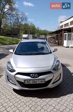 Хэтчбек Hyundai i30 2012 в 