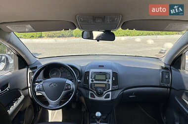 Универсал Hyundai i30 2008 в 