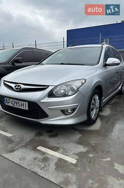 Универсал Hyundai i30 2012 в Запорожье