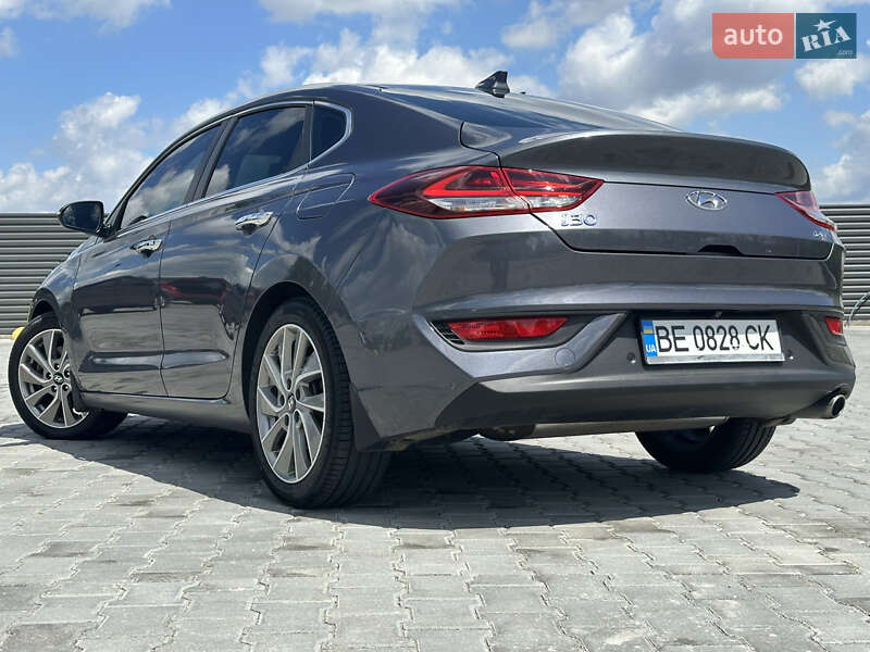Фастбек Hyundai i30 2018 в Миколаєві