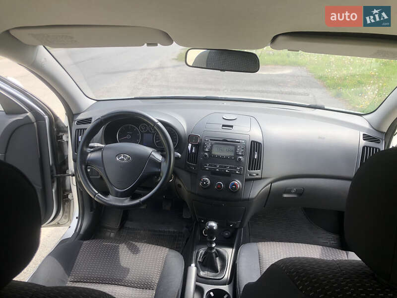 Универсал Hyundai i30 2009 в Киеве