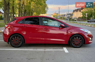 Хэтчбек Hyundai i30 2013 в 