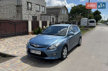 Хэтчбек Hyundai i30 2010 в Беляевке