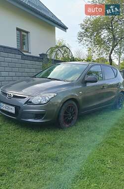 Хэтчбек Hyundai i30 2009 в Ровно