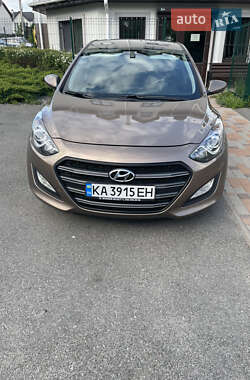 Хетчбек Hyundai i30 2014 в 