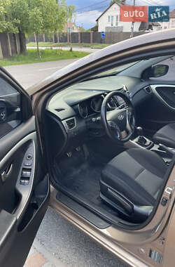Хетчбек Hyundai i30 2014 в 