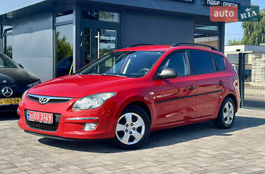 Універсал Hyundai i30 2009 в Рівному