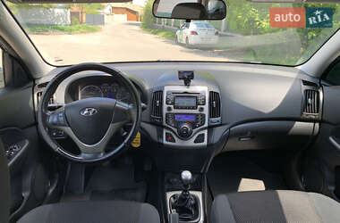 Универсал Hyundai i30 2009 в 