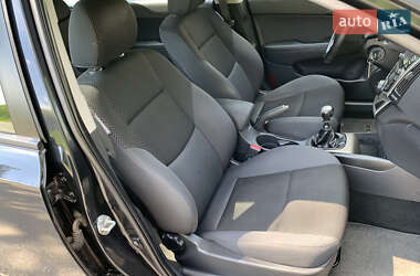 Универсал Hyundai i30 2009 в 