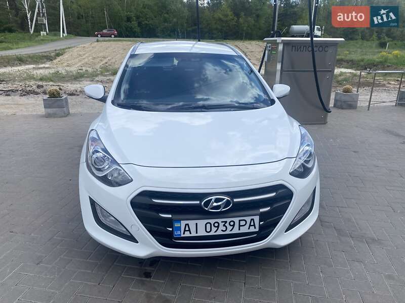 Hyundai i30 2016