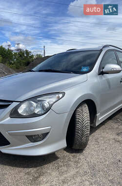 Універсал Hyundai i30 2012 в Запоріжжі