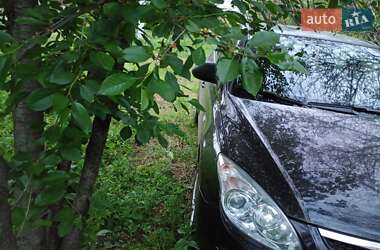 Хэтчбек Hyundai i30 2009 в 