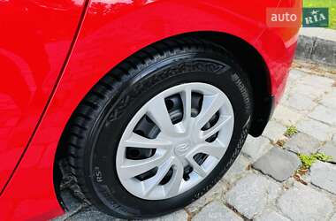 Хетчбек Hyundai i30 2013 в 