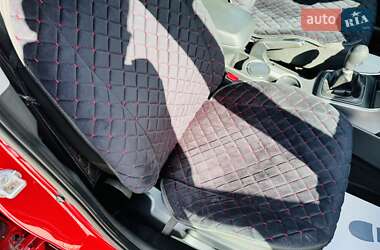 Хетчбек Hyundai i30 2013 в 