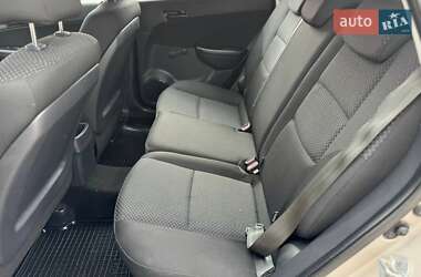 Хэтчбек Hyundai i30 2009 в 