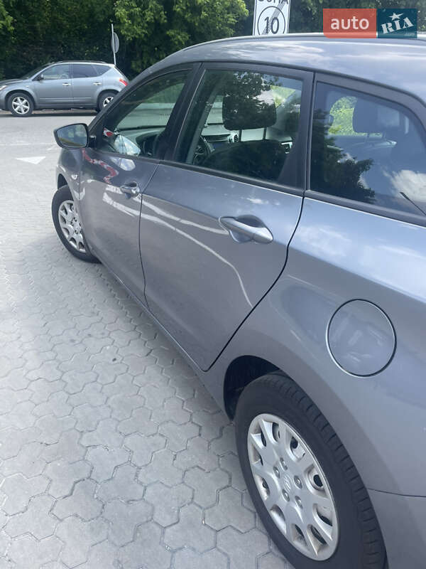 Универсал Hyundai i30 2013 в Василькове